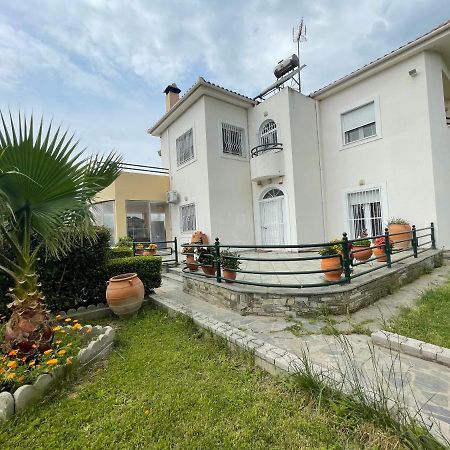 Seaside Apartment With Private Garden Nea Anchialos Exterior foto