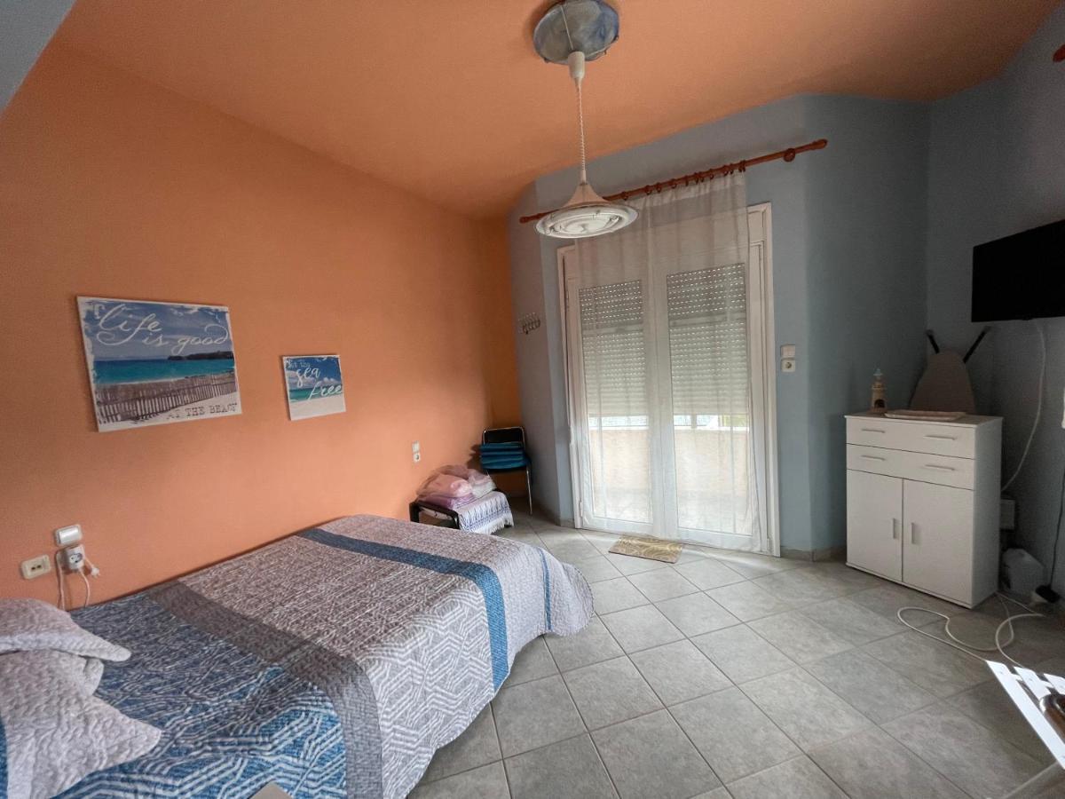 Seaside Apartment With Private Garden Nea Anchialos Exterior foto