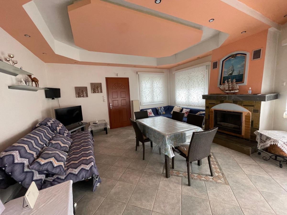 Seaside Apartment With Private Garden Nea Anchialos Exterior foto